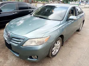 Toyota Camry 2011 Green