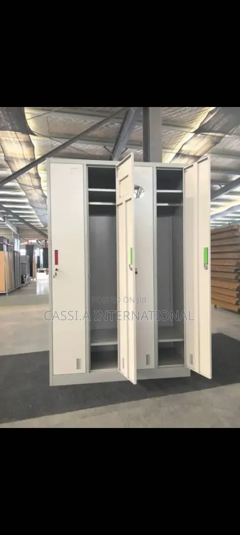 4 Doors Metal Wardrobe Workers Locker