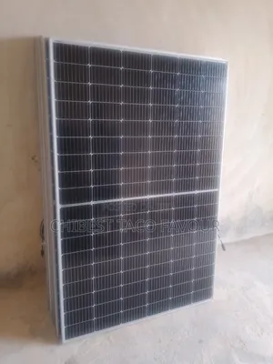 High Efficiency 330 Watts Solar Panel