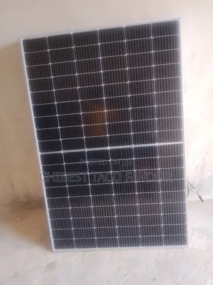High Efficiency 330 Watts Solar Panel