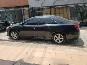 Toyota Camry 2014 Blue