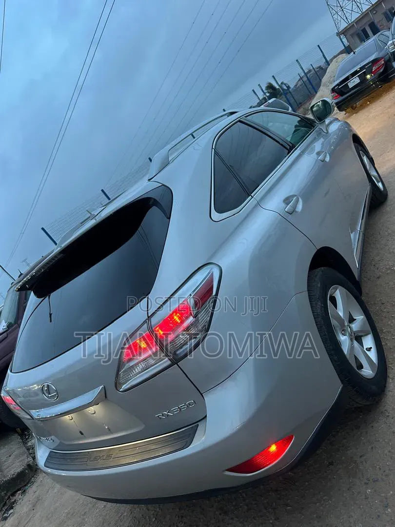 Toyota Matrix 2005 Red