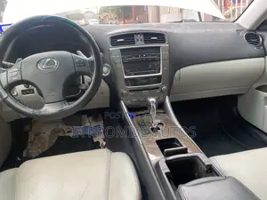 Lexus IS 2010 Silver