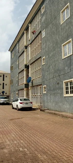 3bdrm Block of Flats in Kaura for rent