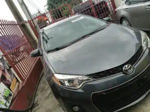 Toyota Corolla 2014 Blue