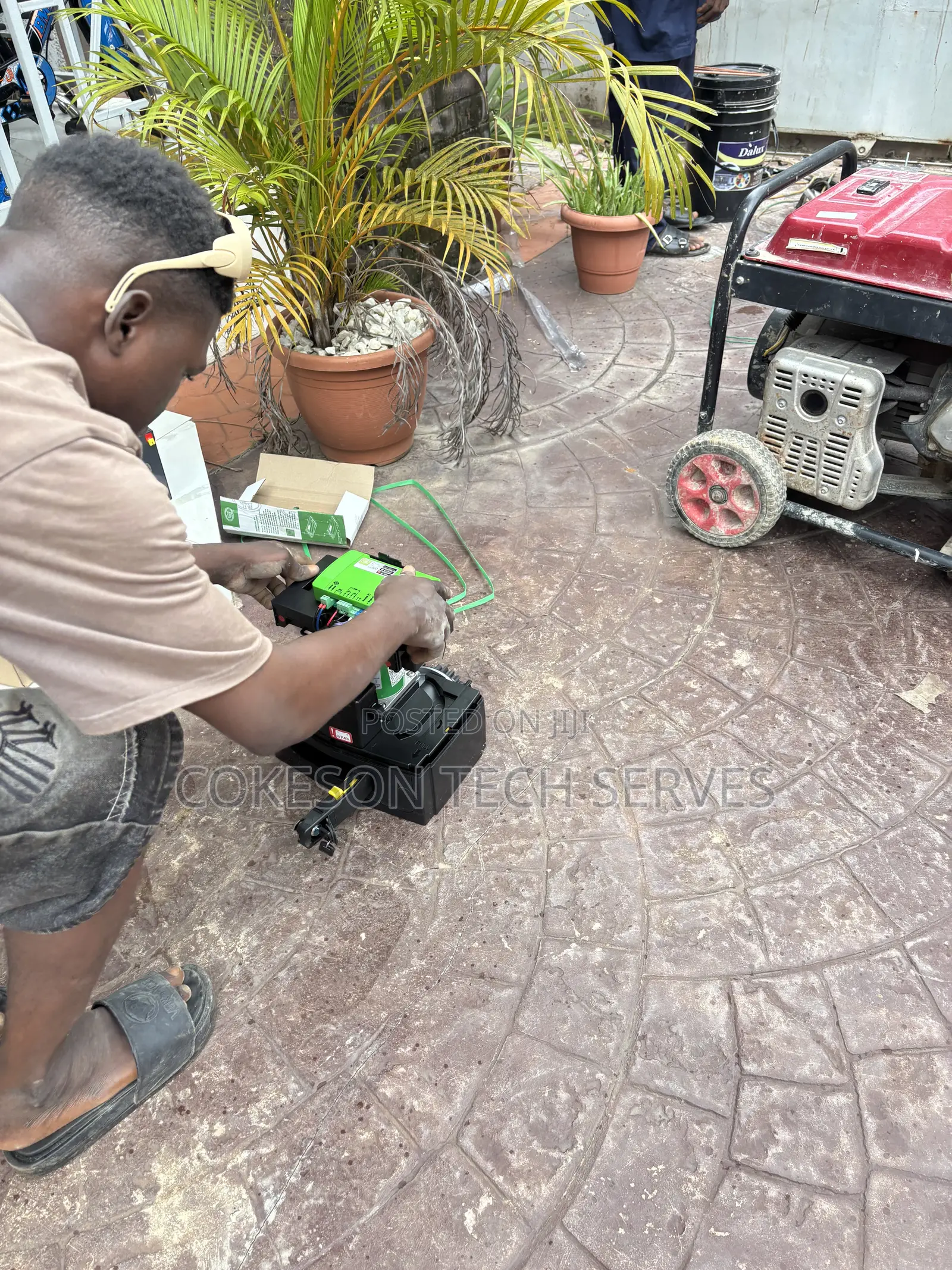 Smart Auto-Close Remote Control Sliding Gate Opener Setup