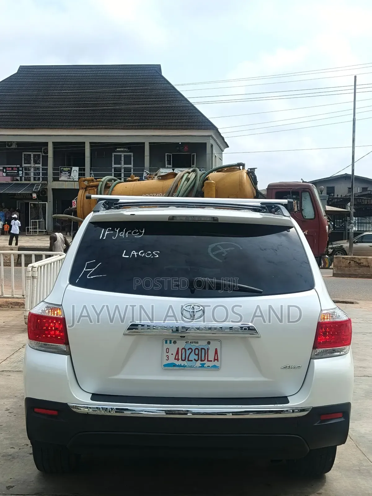 Toyota Highlander Limited 2012 White