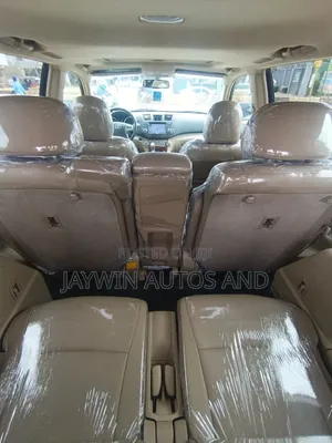 Toyota Highlander Limited 2012 White