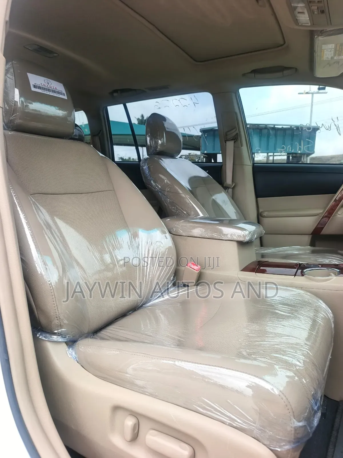 Toyota Highlander Limited 2012 White