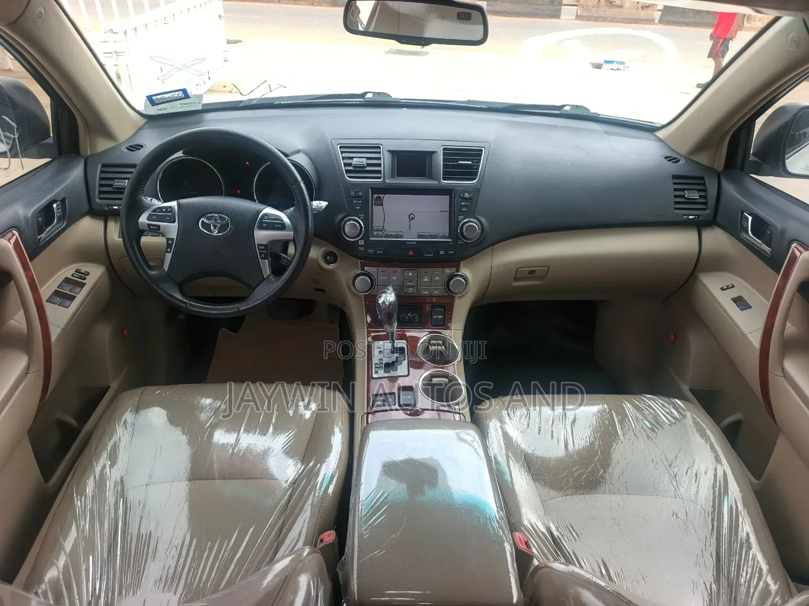 Toyota Highlander Limited 2012 White