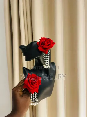 Affordable Statement Earrings in Ugbowo Uniben