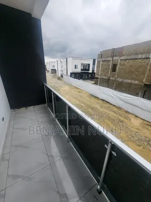 Furnished 2bdrm Apartment in Off Victoria Arobeke, Lekki Phase 1