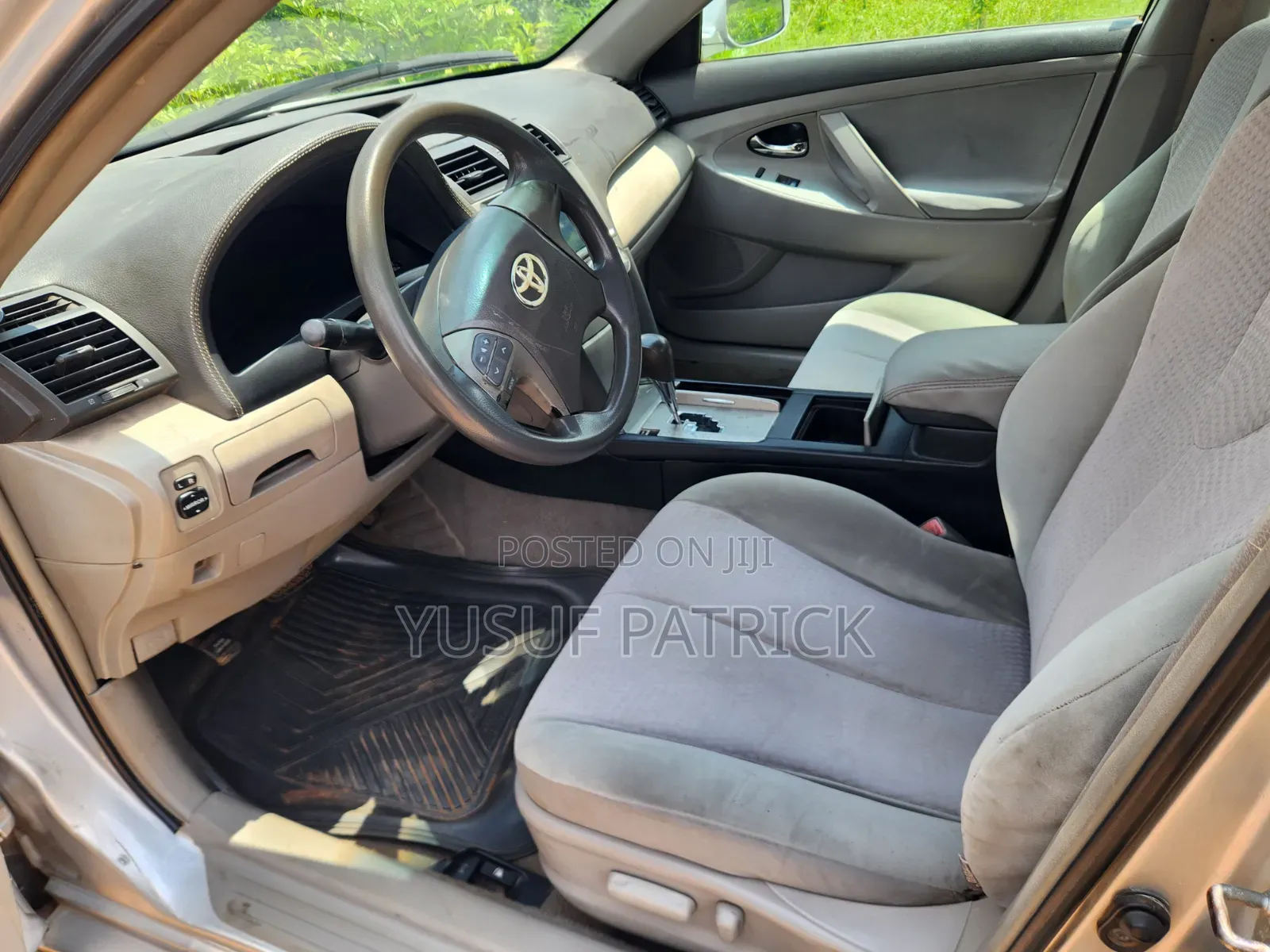 Toyota Camry 2011 Silver