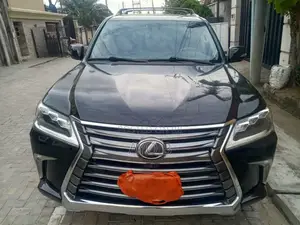 Lexus LX 2017 Black