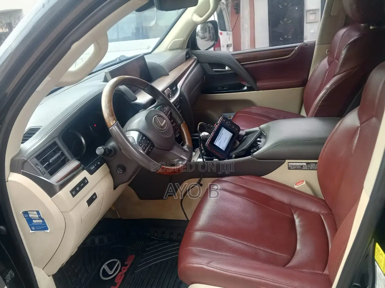Lexus LX 2017 Black