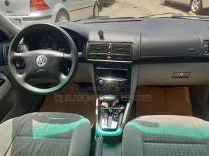 Volkswagen Golf 2003 Silver