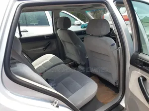Volkswagen Golf 2003 Silver