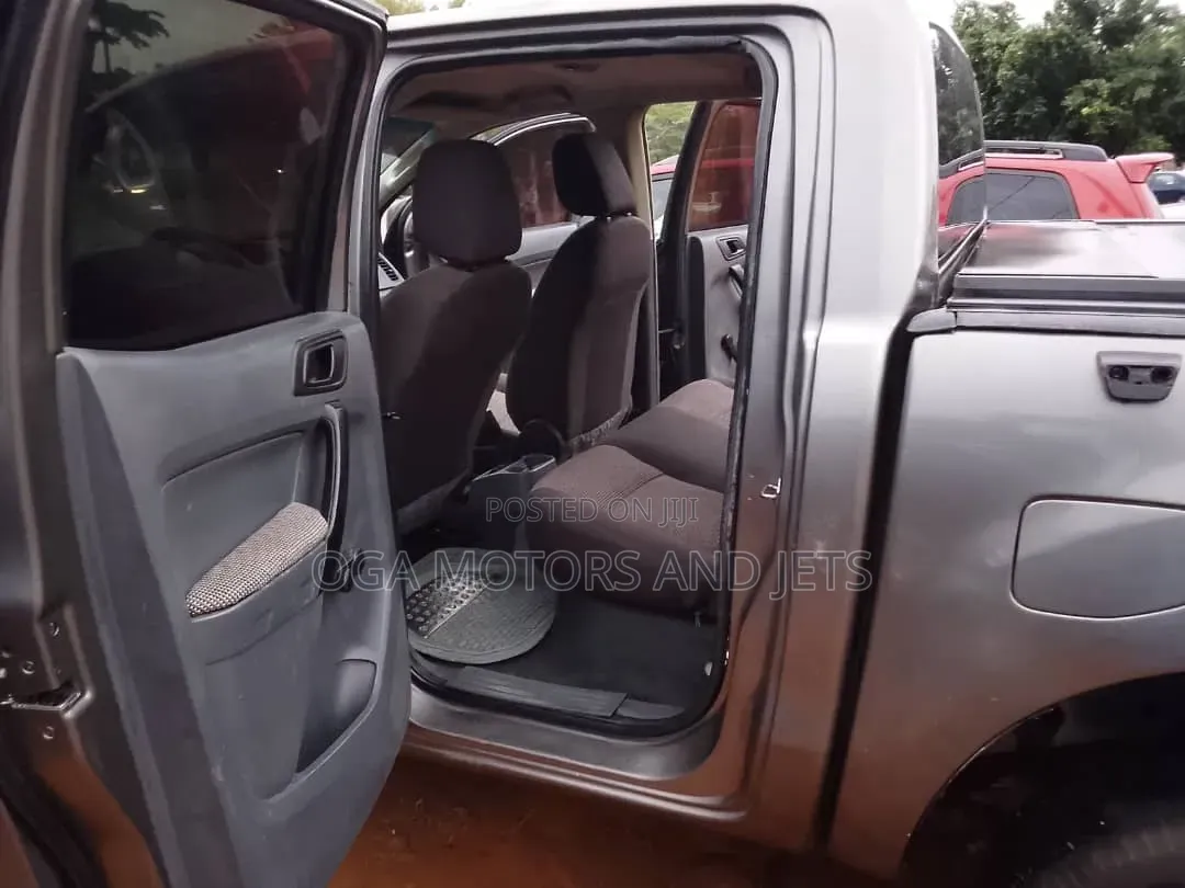 Ford Ranger Wildtrak 2012 Gray