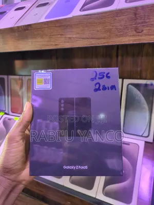 New Samsung Galaxy Z Fold 5 256 GB White