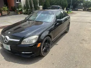 Mercedes-Benz C350 2010 Black