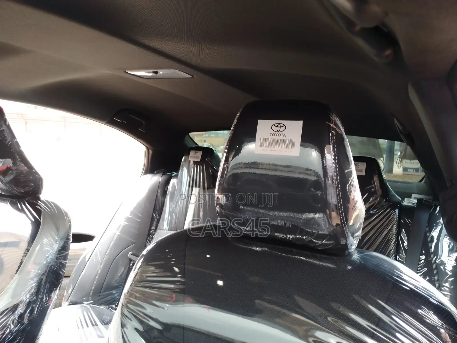 Toyota Camry SE 2025 Gray