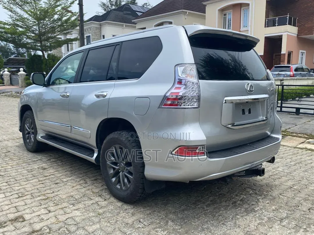 Lexus GX 2015 Silver