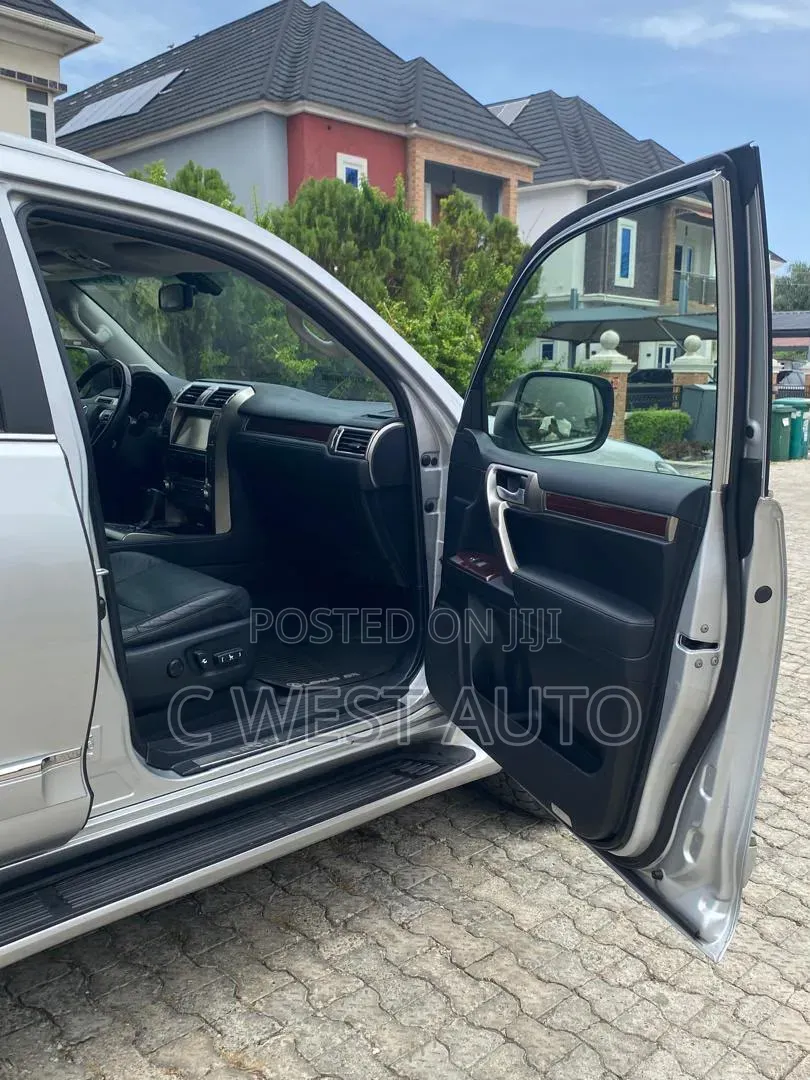 Lexus GX 2015 Silver
