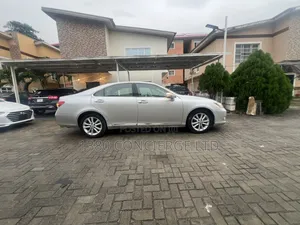 Lexus ES 350 2011 Silver
