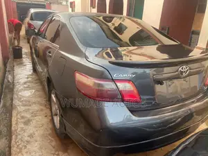 Toyota Camry 2.4 SE Automatic 2008 Gray