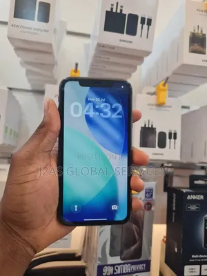Apple iPhone 11 64 GB Black