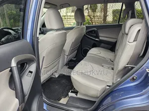Toyota RAV4 2010 Blue