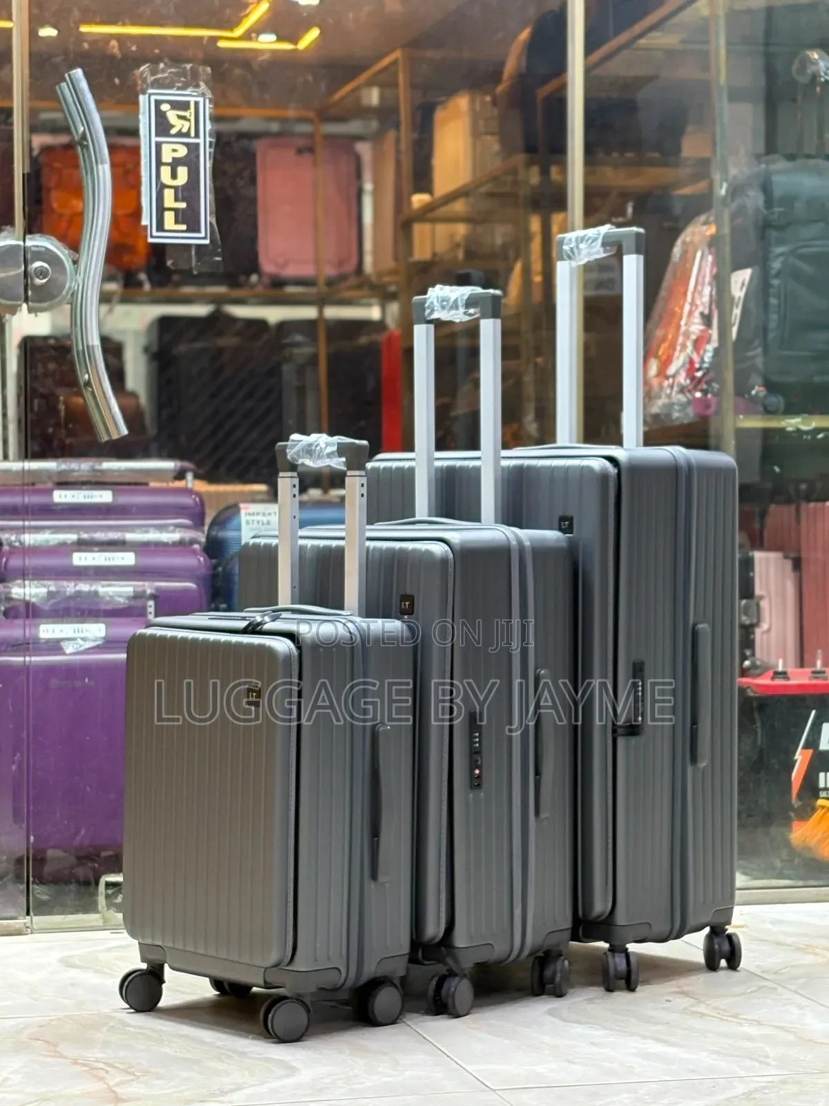 Lightweight Unbreakable Polypropylene Luggage Set