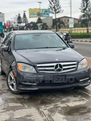 Mercedes-Benz C300 2010 Black