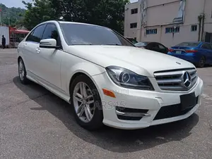 Mercedes-Benz C300 2012 White