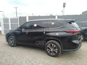 Toyota Highlander 2020 Brown