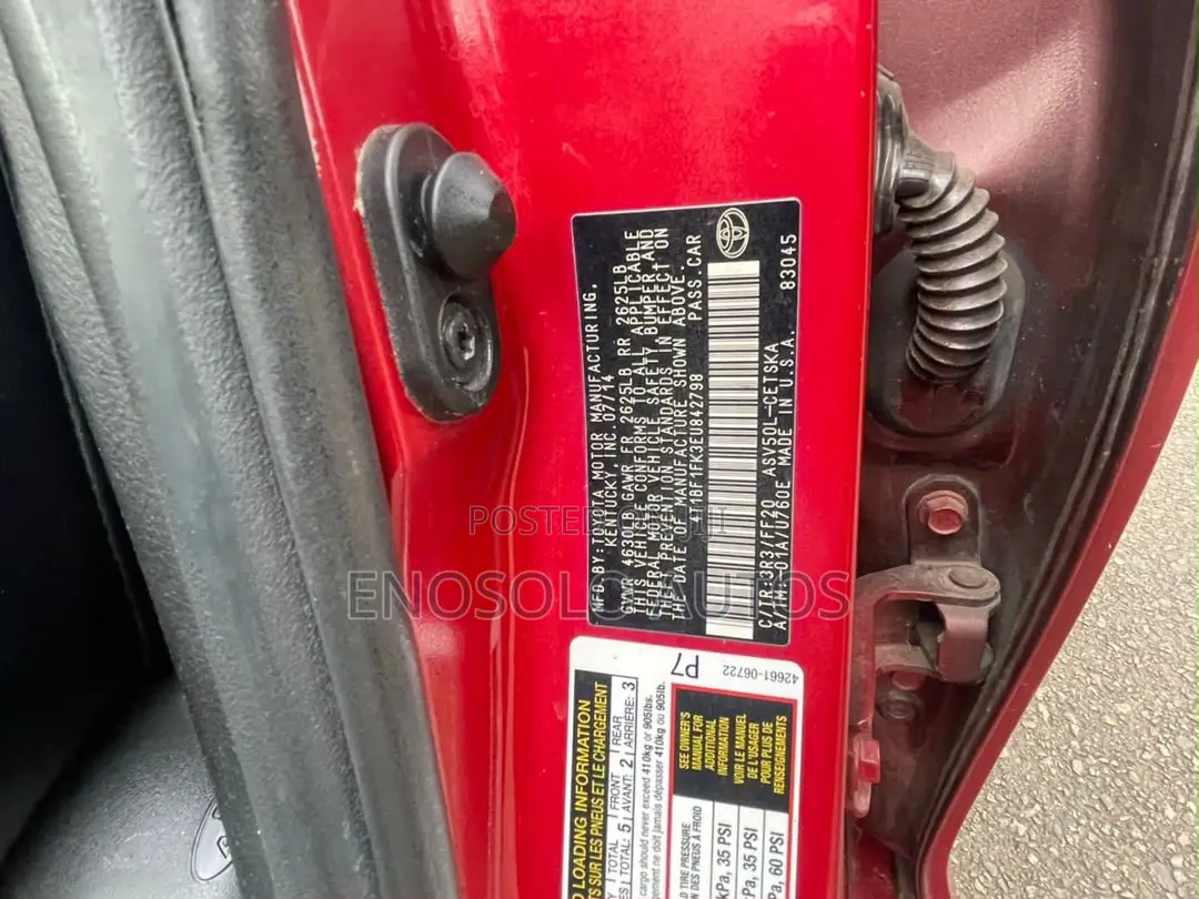 Toyota Camry 2014 Red