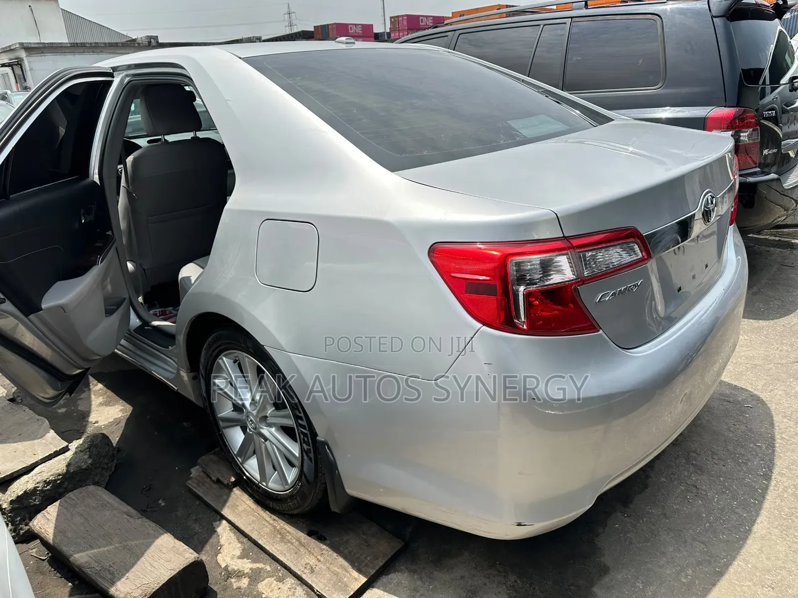 Toyota Camry 2013 Silver