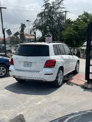 Mercedes-Benz GLK-Class 350 4MATIC 2013 White