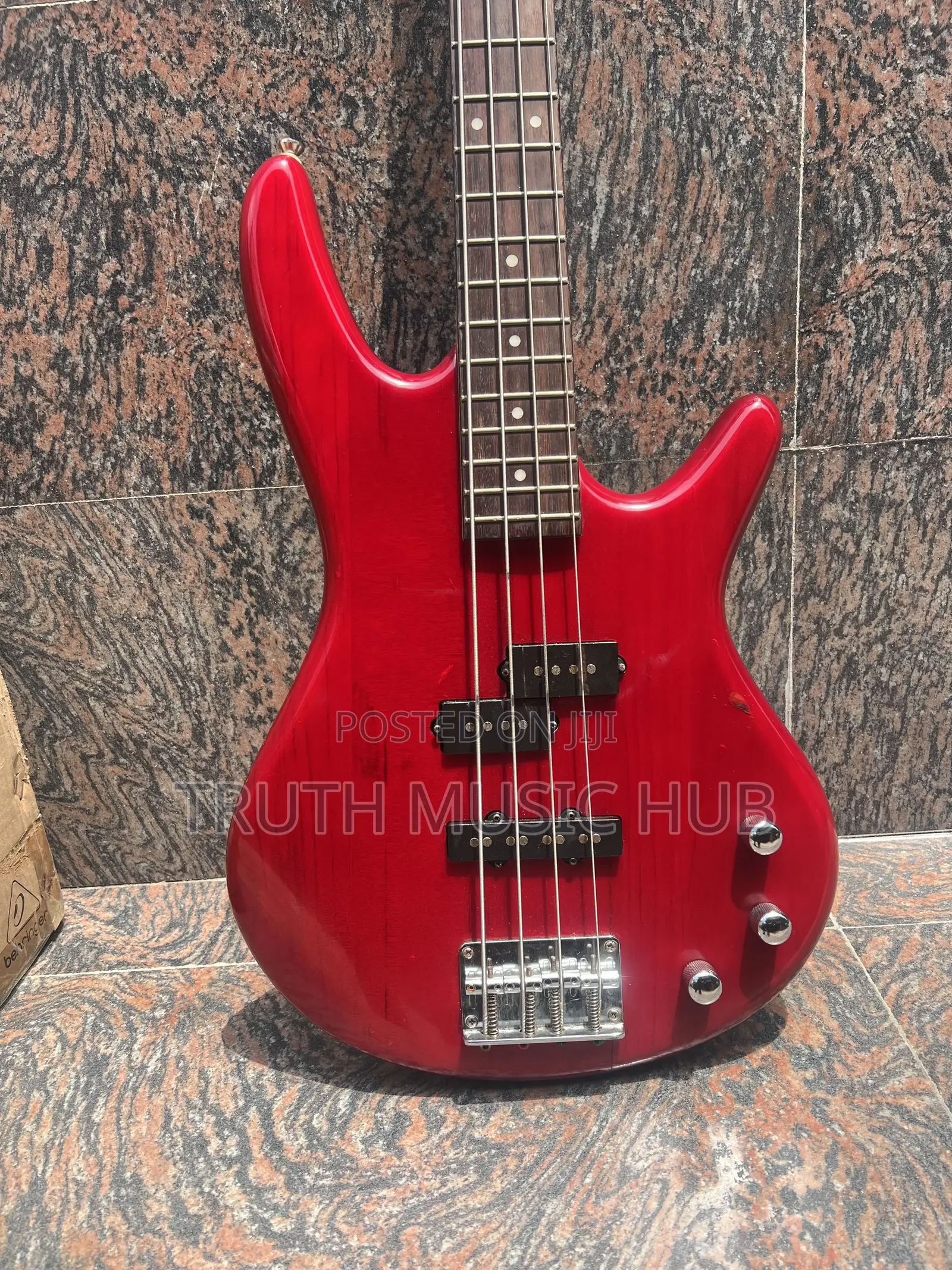 Ibanez GSR200