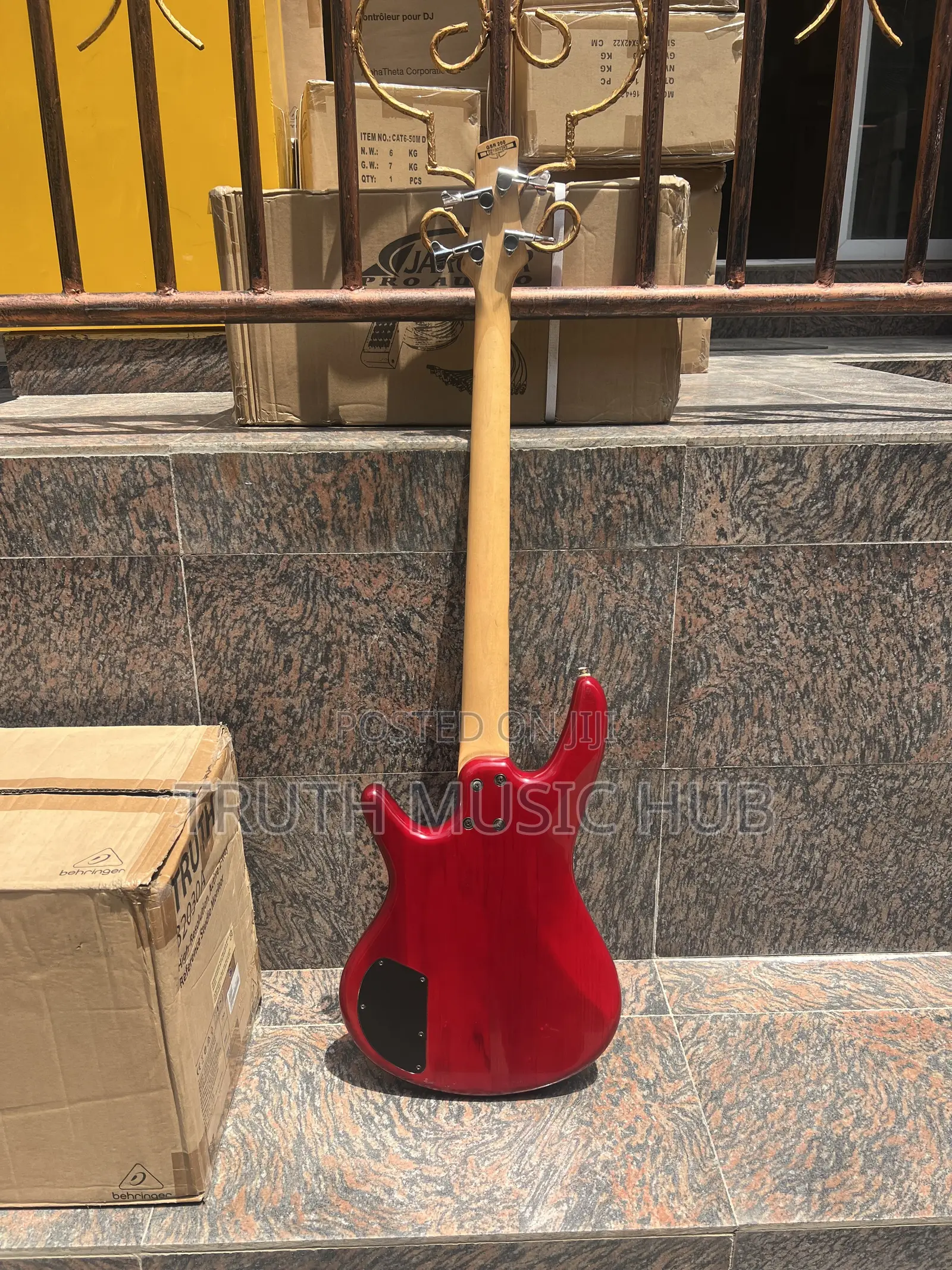 Ibanez GSR200