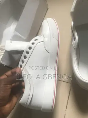Tommy Hilfiger Shoe for Sale
