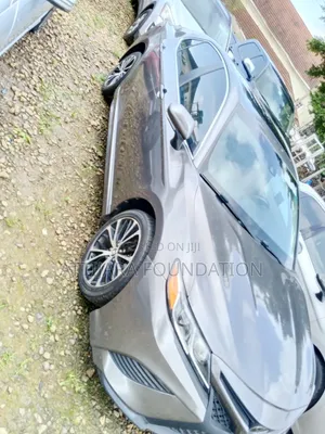 Toyota Camry 2018 Gray