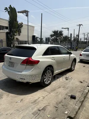 Toyota Venza LE 2012 White