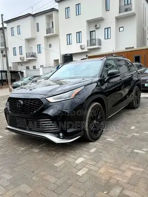 Toyota Highlander Limited FWD 2024 Black