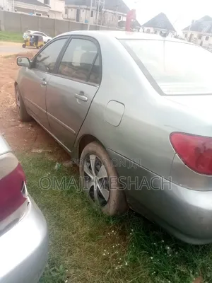 Toyota Corolla 2004 Silver
