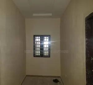 1bdrm Block of Flats in Elikpokpodu Rukpokwu for rent