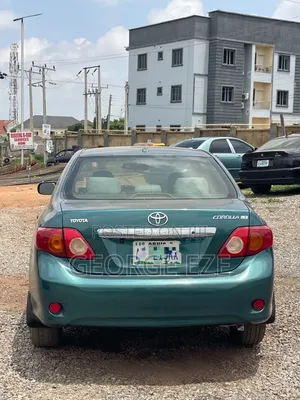 Toyota Corolla 2010 Green