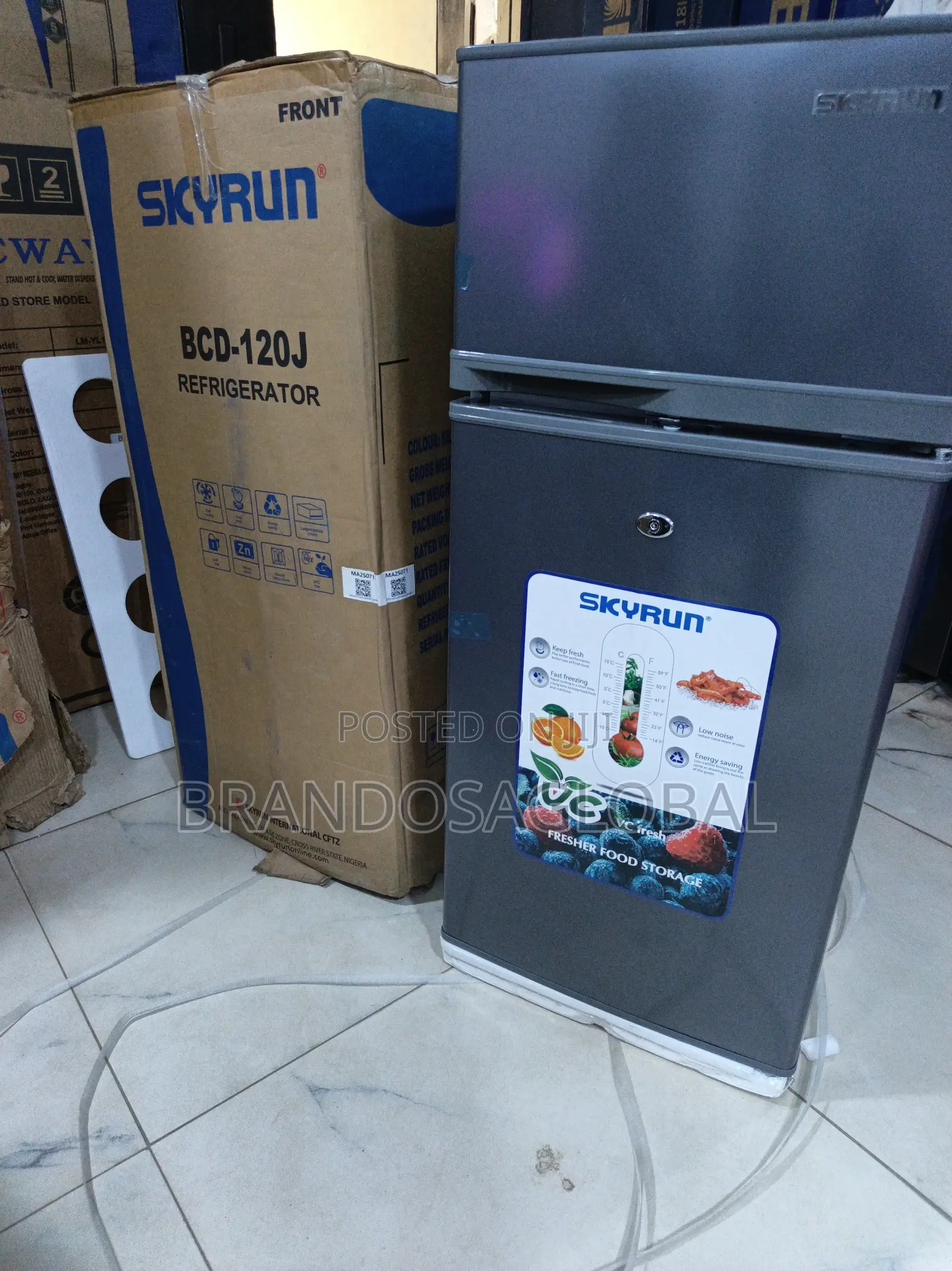 Skyrun 105L Refrigerator – Stylish Energy Efficient Refrigerator