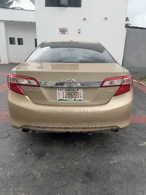 Toyota Camry 2013 Gold