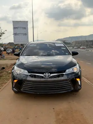 Toyota Camry XLE V6 4dr Sedan (3.6L 6cyl 6A) 2016 Black